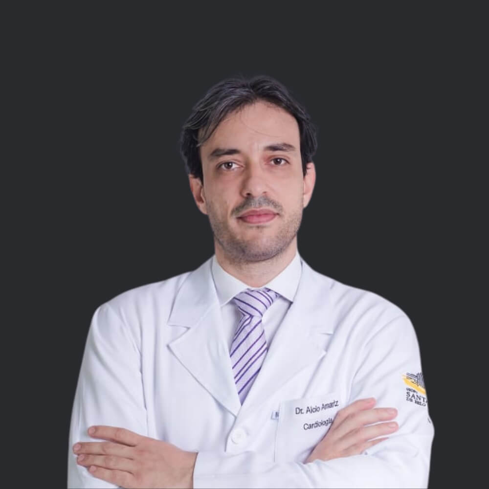 Dr. Alcio Amariz, médico cardiologista da equipe Instituto Clínico Excel em Pirapora-MG
