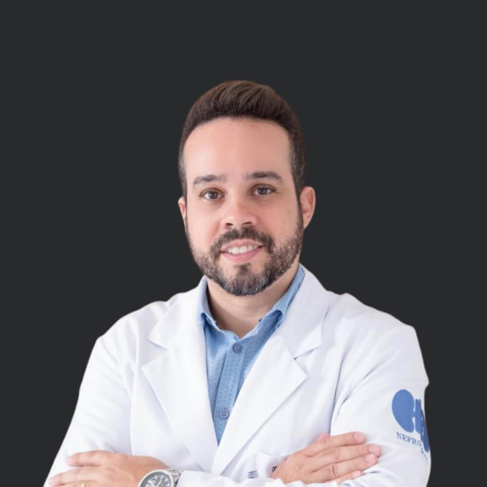 Dr. Bruno Gitirana, médico nefrologista da equipe Instituto Clínico Excel em Pirapora-MG